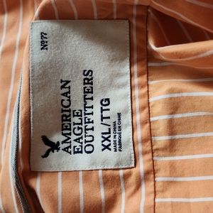 American Eagle Mens pin stripe button down shirt